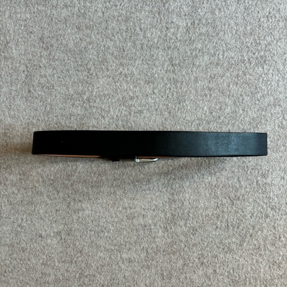 Black leather belt with silver hardware - Picture 3 of 4